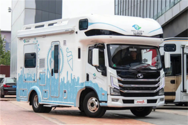 冰点先生冰淇淋房车