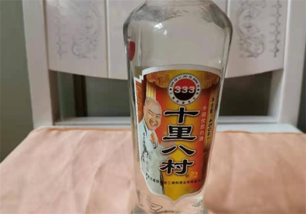 十里八村白酒