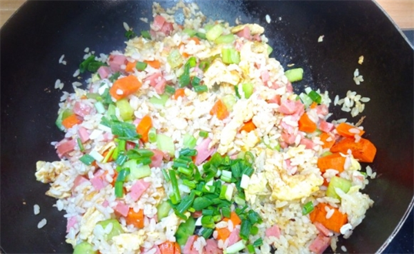 疯狂蛋炒饭