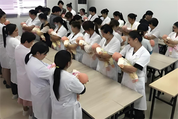 月嫂培训中心加盟