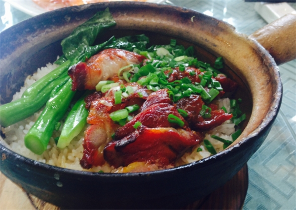 仁汇煲仔饭