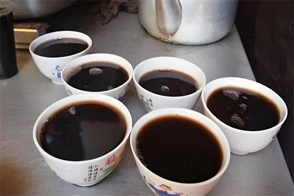 戏布袋凉茶