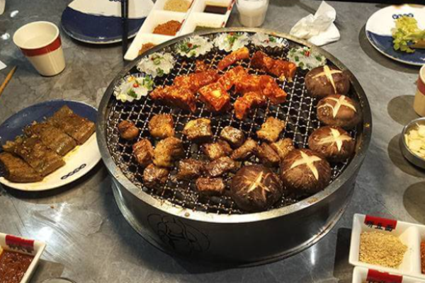 科班先生炭火烤肉