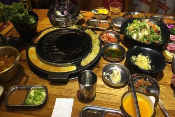 南宫韩食韩国烤肉加盟