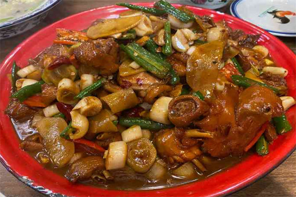 盛和友炒鸡