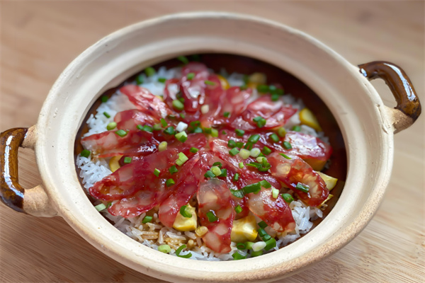 腊伍记煲仔饭加盟