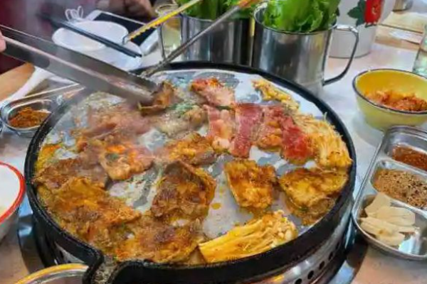 鲜拌烤肉加盟