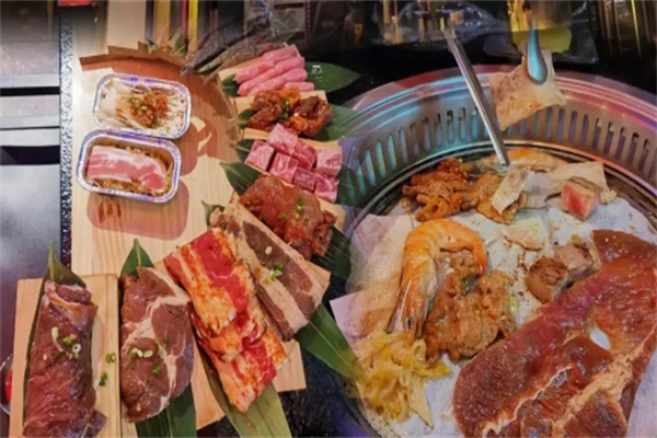 聚13烤肉博物馆