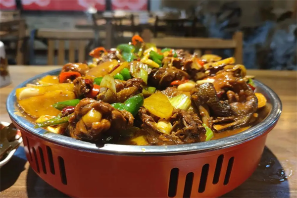 盛和友炒鸡
