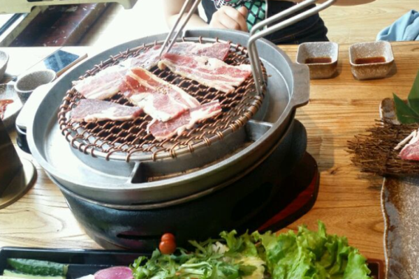 苏牛客烤肉加盟