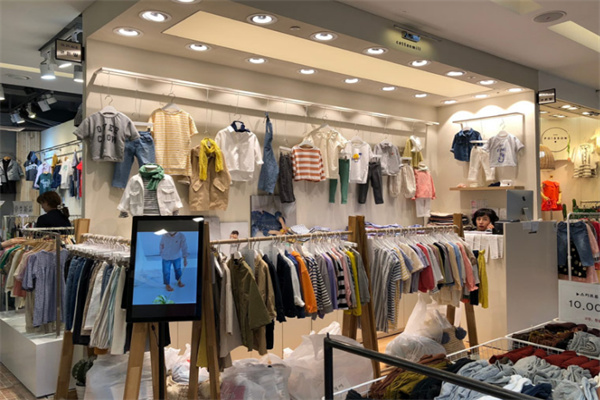 百变潮童童装加盟