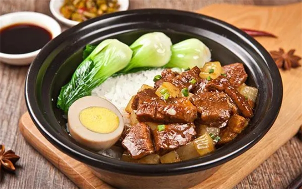 东哥煲仔饭