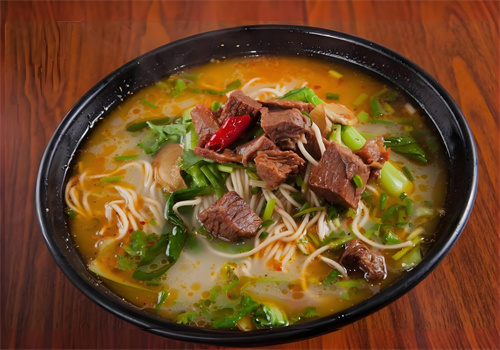 重庆掰哥牛肉面加盟