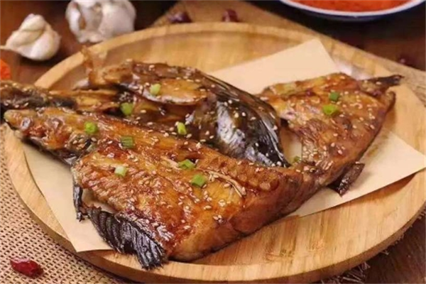 盛熠鸿鲽鱼头小串
