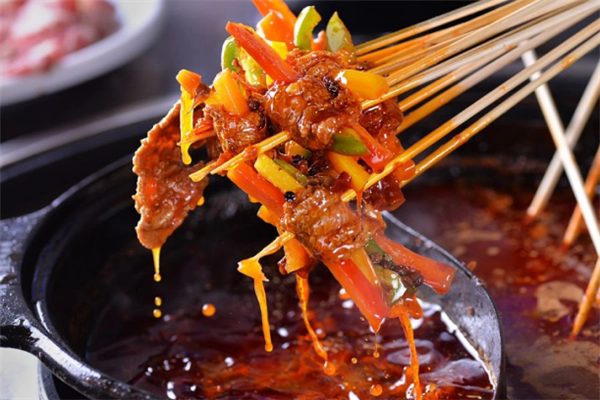 缺巴牙卤串串招商加盟