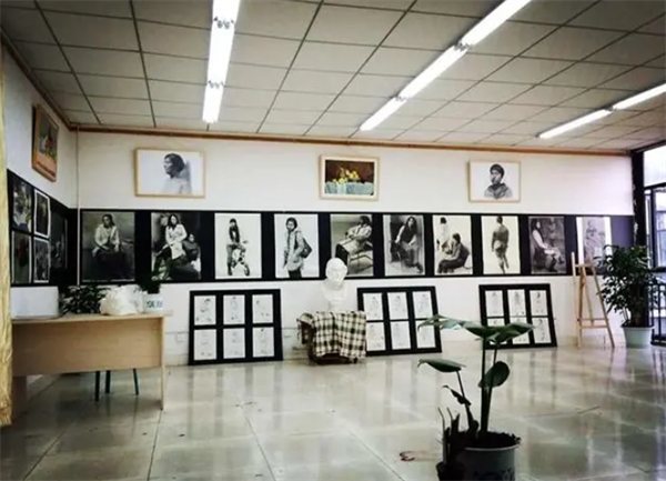 安格尔艺术工作室