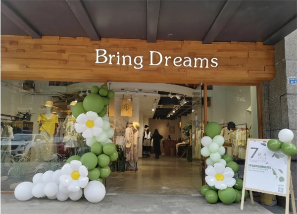 BringDreams服装