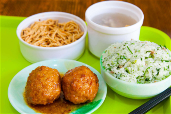133狮子头排骨饭