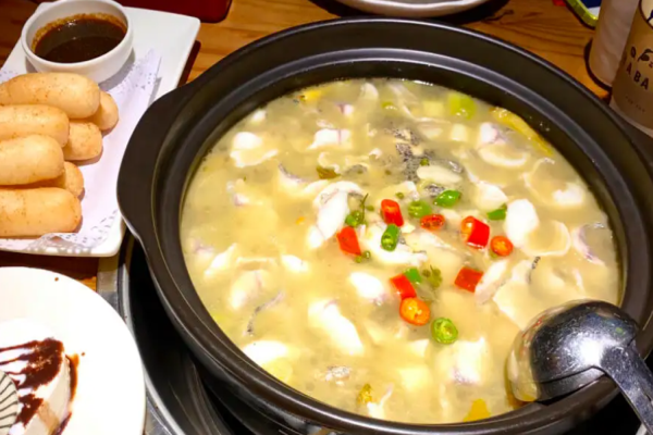 蛮鲜酸菜鱼加盟