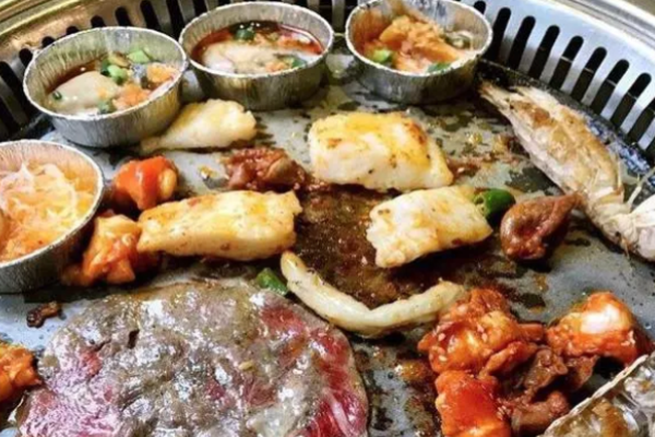 炭烤麻里牛排海鲜