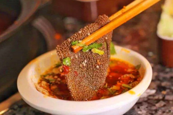 王香香毛肚火锅加盟