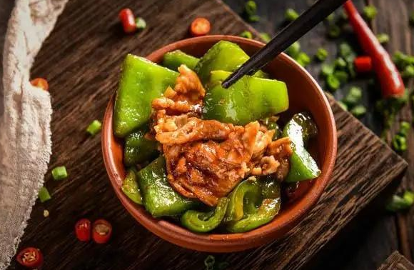贾掌柜小碗鸡