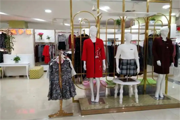 鑫伊奴服装