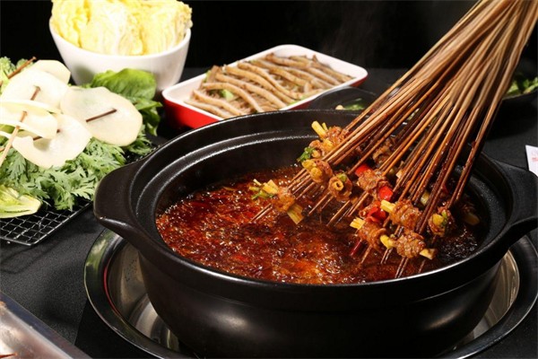 龙晓影小郡肝串串香