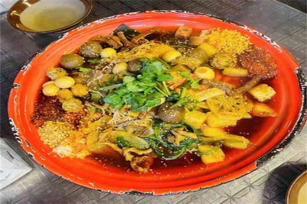 老巷盘盘麻辣烫