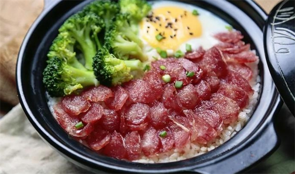 秦悦煲仔饭
