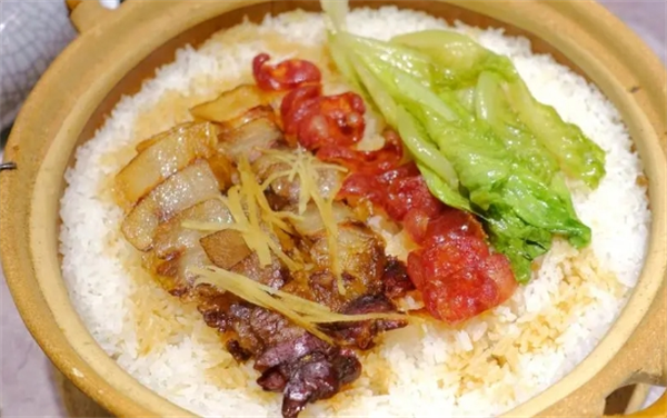 秦悦煲仔饭