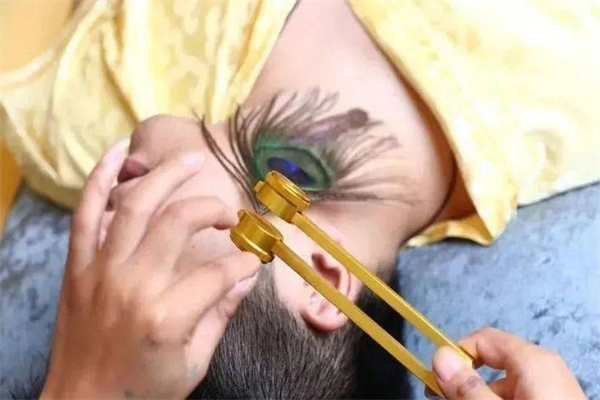耳享福采耳馆加盟