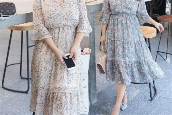 依选美女装加盟