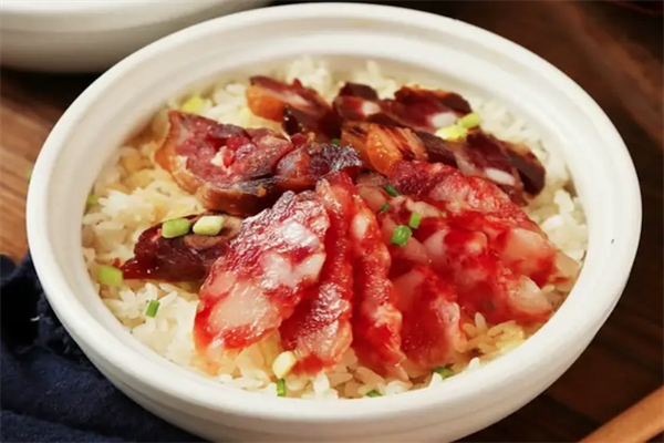 馋嘴小厨煲仔饭加盟