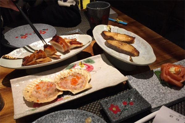 馋嘴猫日本料理加盟