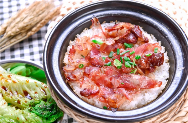 阿猫广式煲仔饭