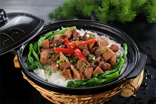 香伯里煲仔饭加盟