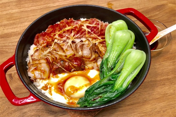 香姥姥煲仔饭加盟