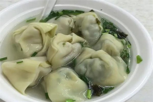 巧味骨汤馄饨加盟