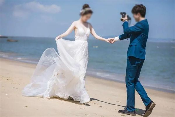 王开婚纱摄影加盟