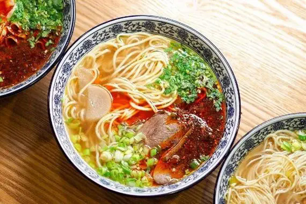 五六岛拉面加盟