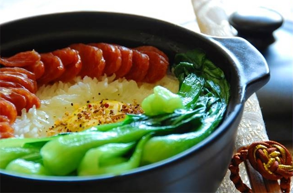 小逗煲煲仔饭