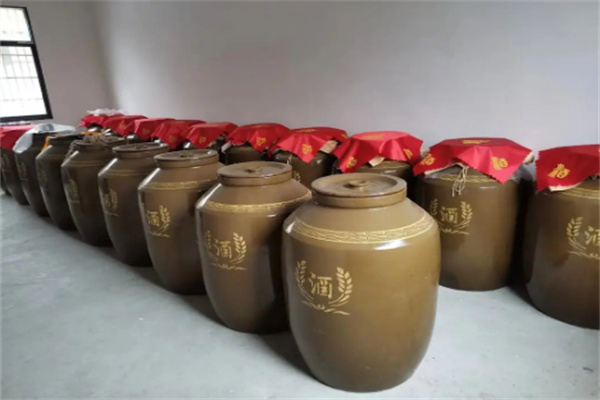 坛老大酒水