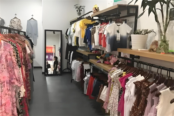 50元服装加盟
