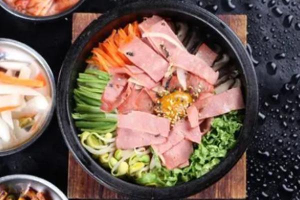 金达莱石锅拌饭加盟