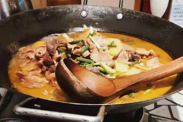 爱饭湘菜加盟