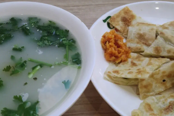 早上好油饼母鸡汤加盟