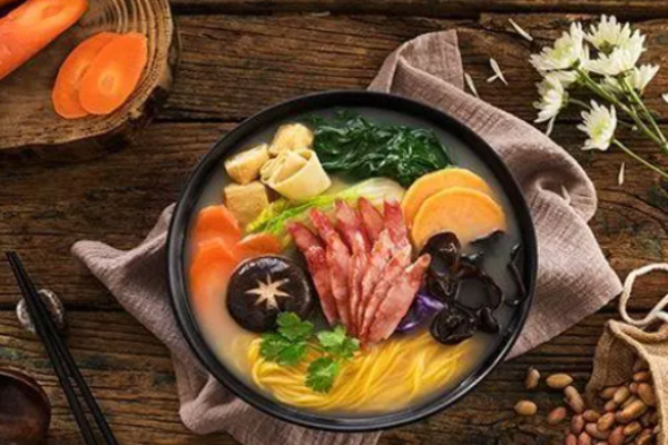 辣么好吃麻辣烫加盟