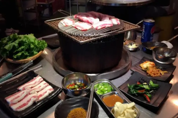 醉火烧泥炉烤肉加盟