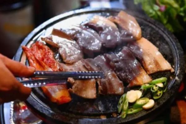 小盒叔叔烤肉加盟